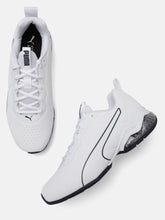 Men White CELL VALIANT SL Running Shoes