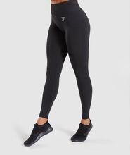 GYMSHARK WOMENS VITAL LONG SLEEVE CROP TOP